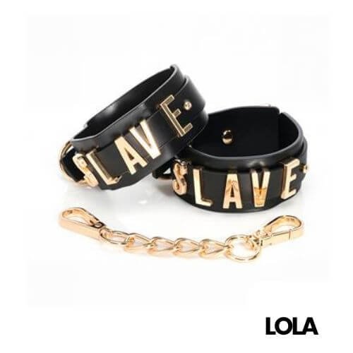 restails pink- esposas slave-lola dacosta -bdsm bilbao- el mejor sex shop de bilbao